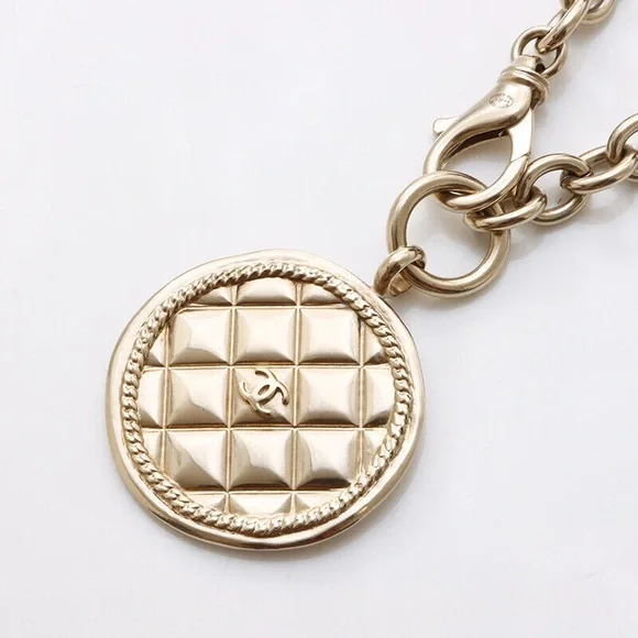 CHANEL Necklace B15K Coco Mark Medal Charm CC Logo Chain - Picture 3 of 3